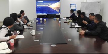 葉瓊偉教授率隊赴云南現(xiàn)代物流信息服務(wù)公司召開跨境電商研討會